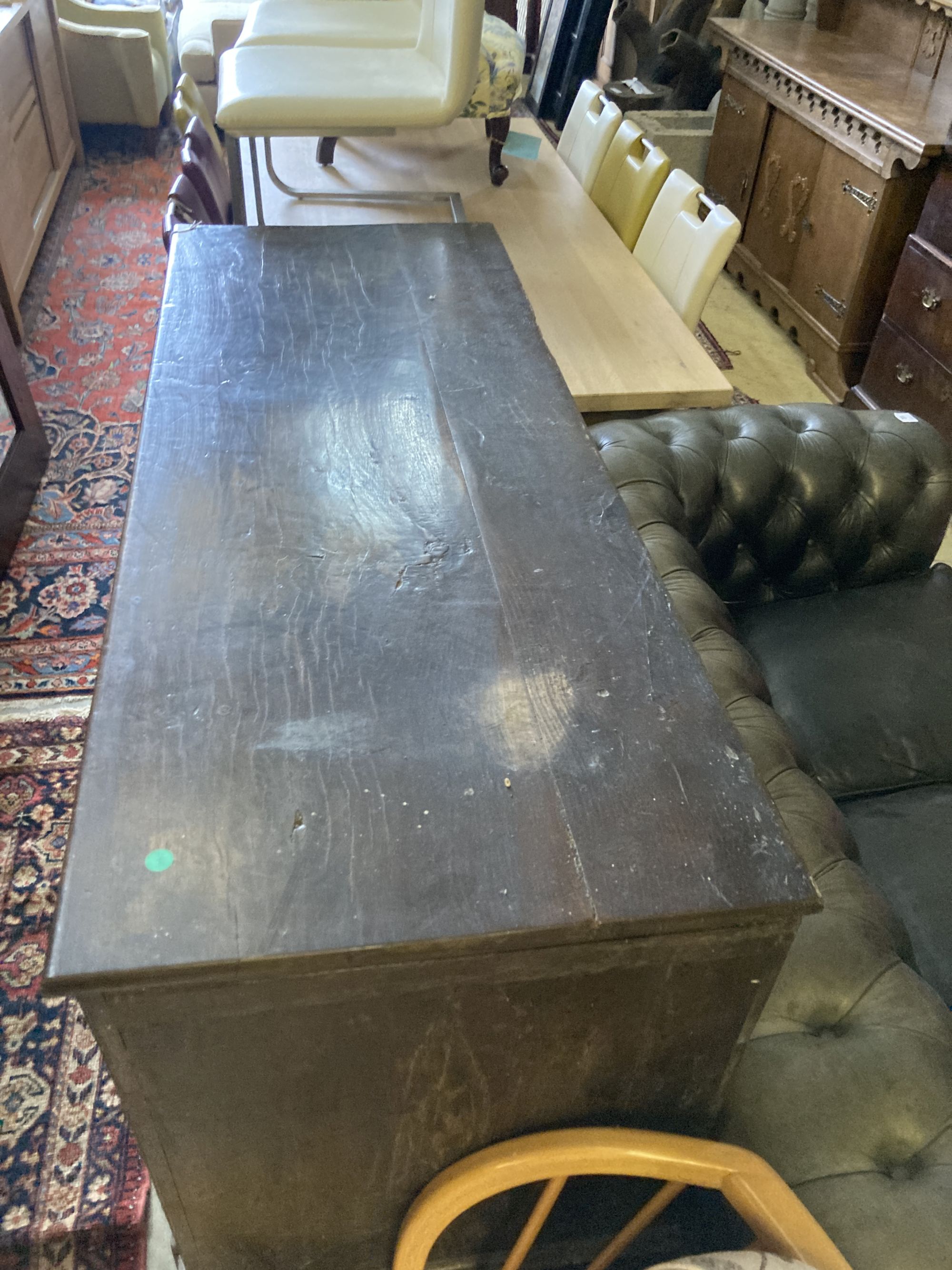 An 18th century oak mule chest, width 140cm, depth 56cm, height 110cm